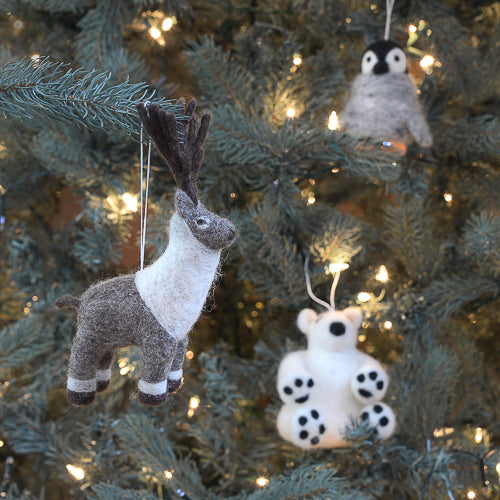 How cute is this reindeer ornament! Do you think it's Dasher or Dancer?